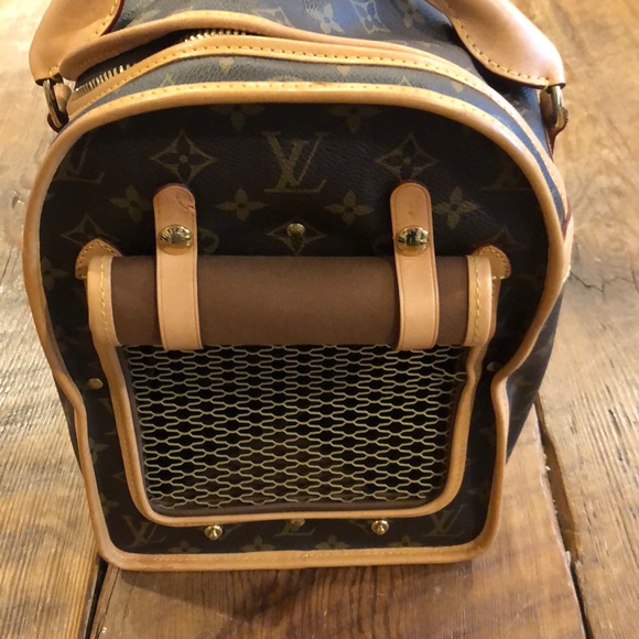 Louis Vuitton Dog Carrier 40 - Picture 4 of 7